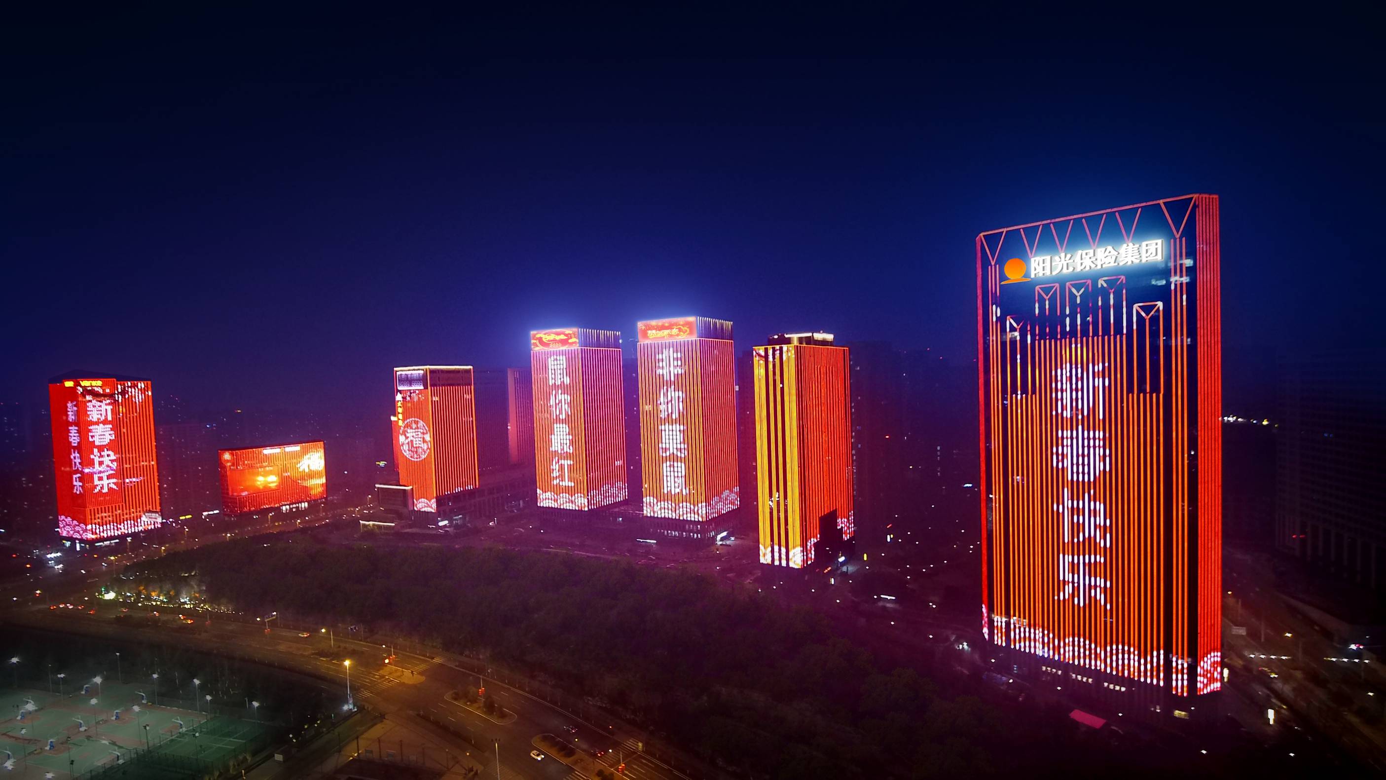 光影織就的城市詩(shī)篇 濟(jì)南高新區(qū)中心區(qū)樓體夜景亮化工程